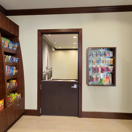 米德兰驻桥套房假日酒店 米德蘭 外观 照片